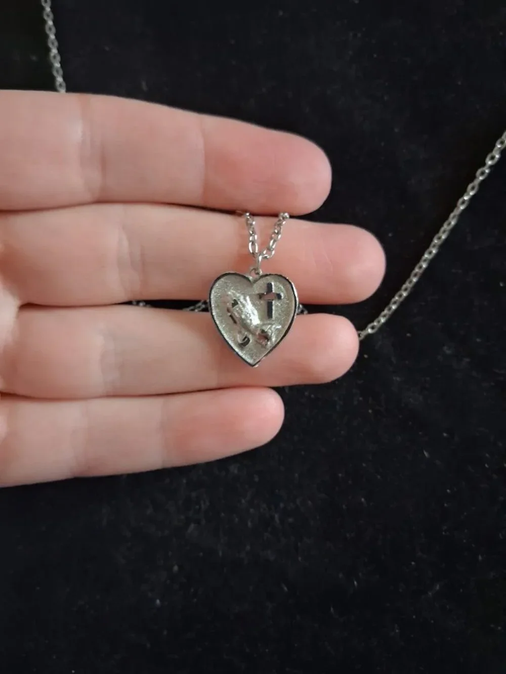 18 inch Religious Heart necklace